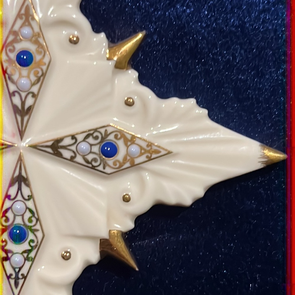 Lenox China Jewels Nativity Star of Bethlehem Ornament - Picture 6 of 11
